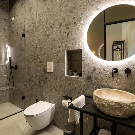 Domus Diana Bed & Breakfast